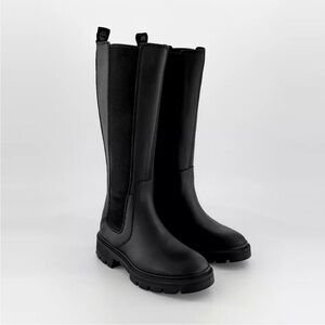 Black Knee-High Women's Boots